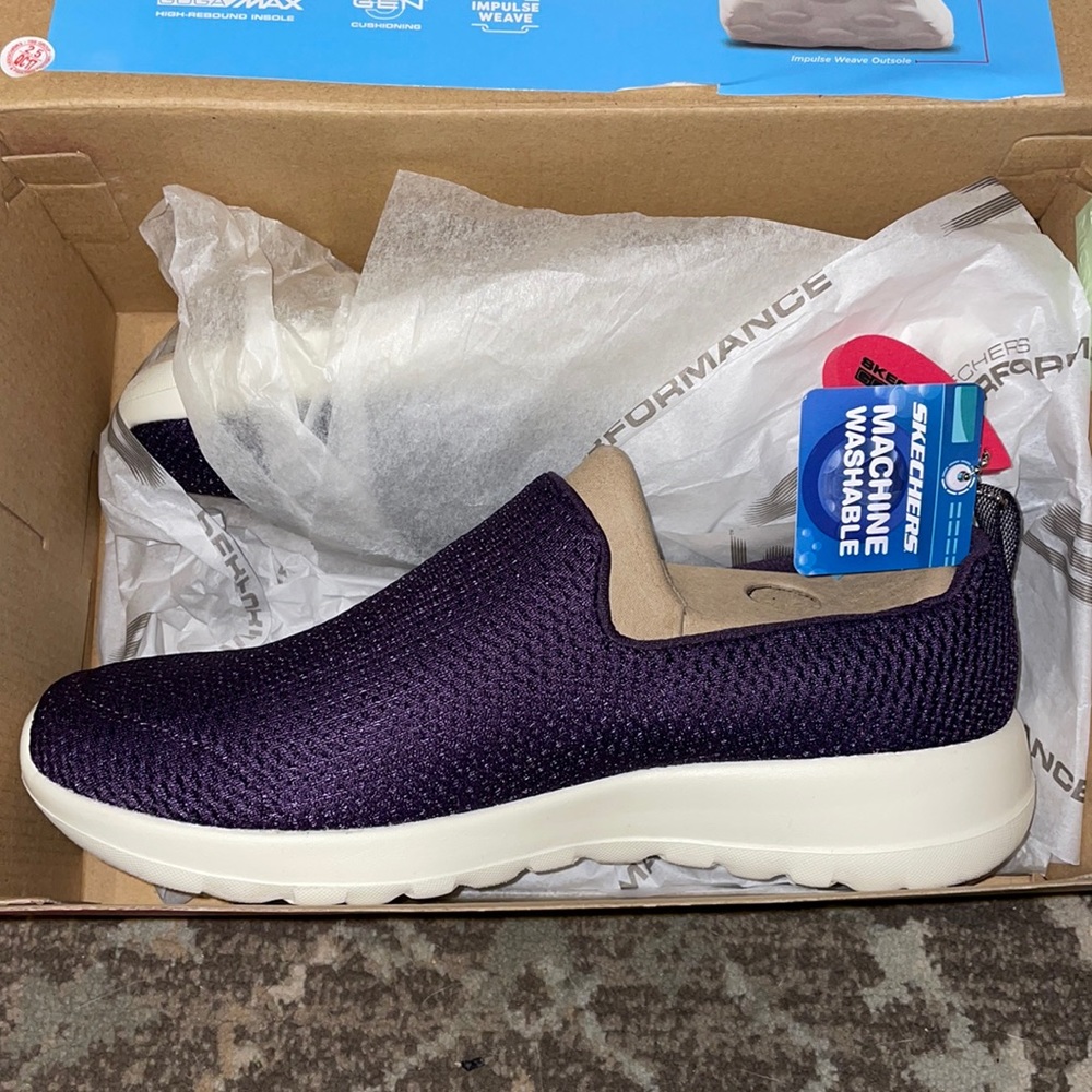 Skechers Women’s Shoes